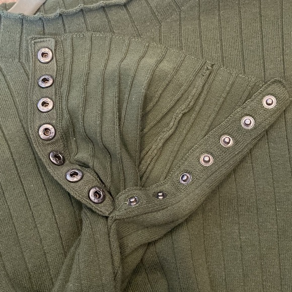 Forever 21 Olive Green Ribbed Women's Top 2X - Picture 6 of 6